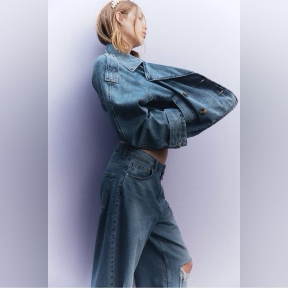H&M Stylish Blue Denim Jacket❤️ - Picture 4 of 6